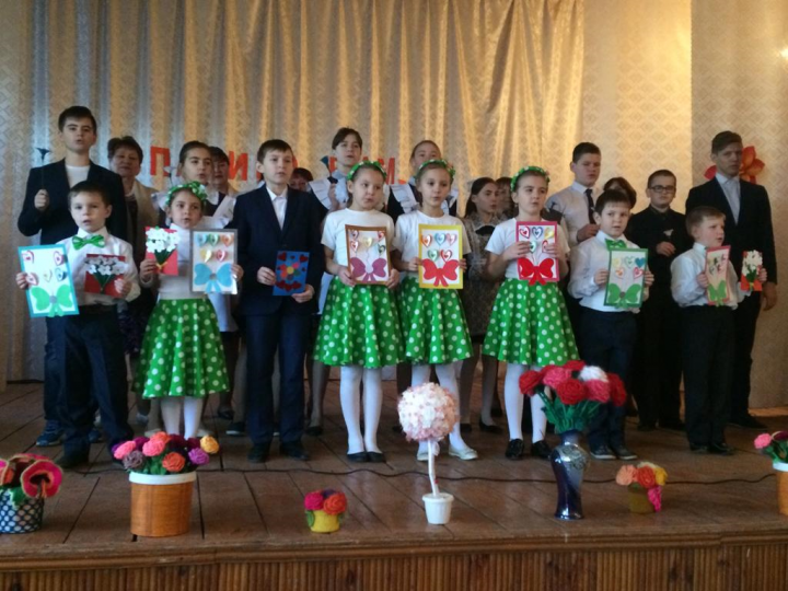 Праздничный концерт «Спасибо вам, Матери России!»