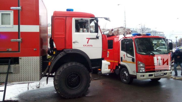 Из пожара в высотке в центре Казани спасли 13 детей