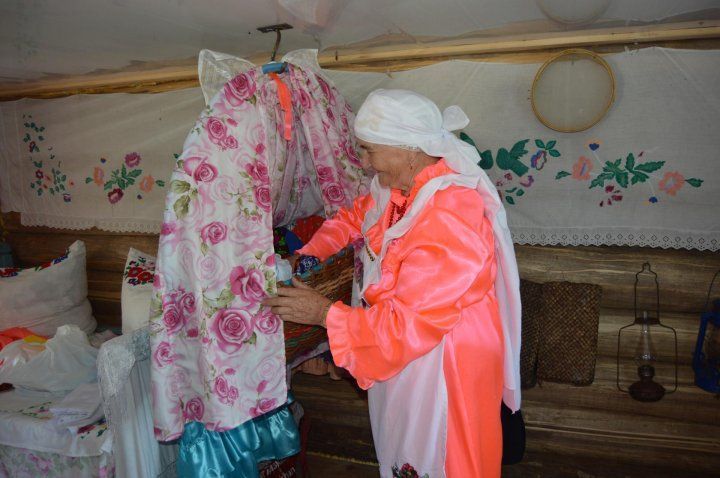 Чудом выживший в младенчестве житель Тетюшского района спустя полвека встретился со своей молочной мамой