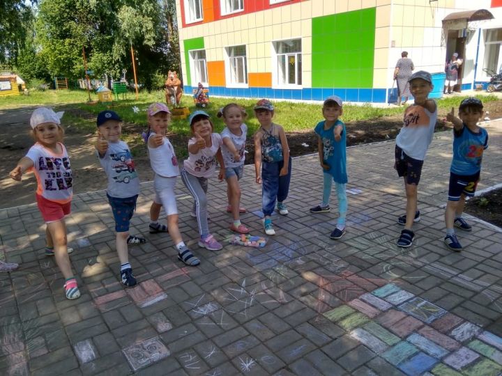 День России отметили в детском саду «Берёзка»