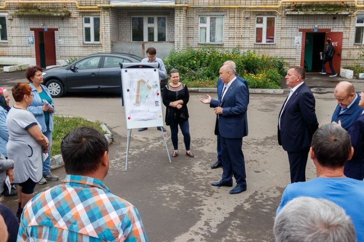 В Тетюшском районе идет работа  по проекту «Наш двор»