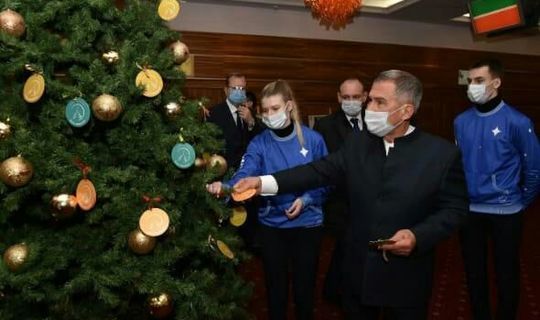 Президент РТ исполнит новогодние желания четырех детей в  ходе акции «Елка желаний»