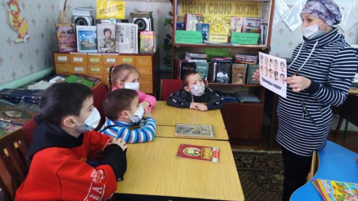 В селе Нижние Тарханы был проведен литературно-патриотический час&nbsp;«Дети тоже воевали»