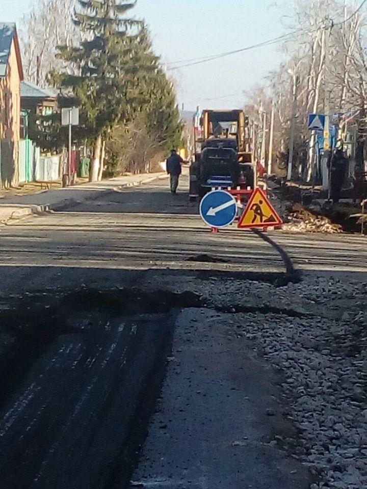 Идет ремонт дорог в Тетюшах