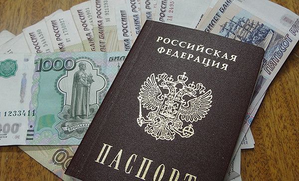 Владимир Путин подписал указ о выплатах семьям по 5 тыс. рублей на ребенка