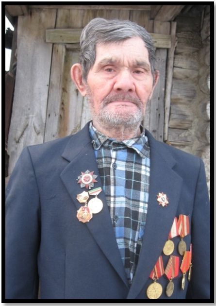 Иванов Николай Федорович со школьной скамьи 4 января 1943 года был призван в армию, тогда ему было 17 лет