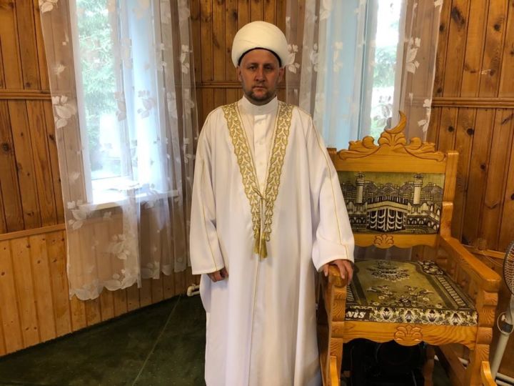 Свои поздравления мусульманам района передает имам-мухтасиб Тетюшского района ­Инсаф хазрат ­Залалетдинов