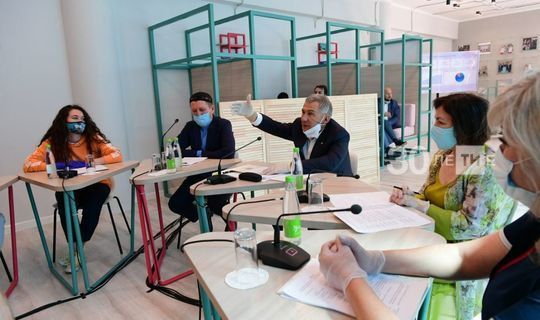 Рустам Минниханов в беседе с общественниками подтвердил, что будет выдвигаться на новый президентский срок