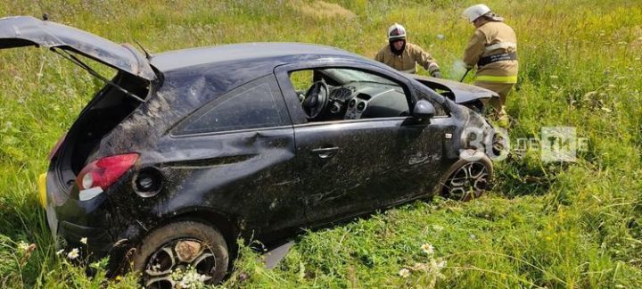 В ДТП в Татарстане один человек погиб и двое пострадали при столкновении двух авто