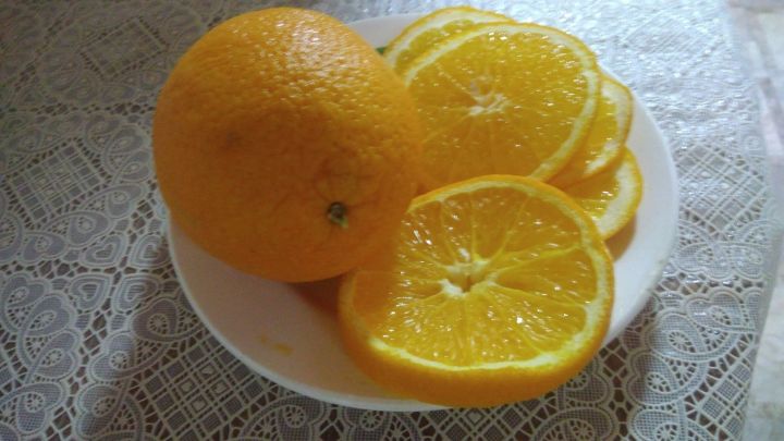 Специалист считает, что в осенний период нужно потреблять продукты насыщенного оранжевого цвета