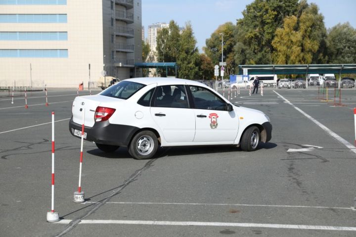 В столице Татарстана прошел финал республиканского конкурса среди студентов-автомобилистов «Автосессия»