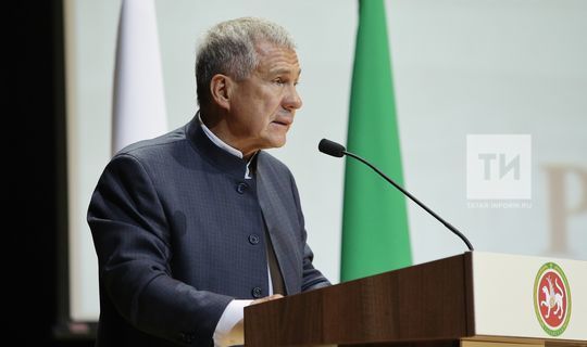 Президент Татарстана поручил укомплектовать медучреждения врачами