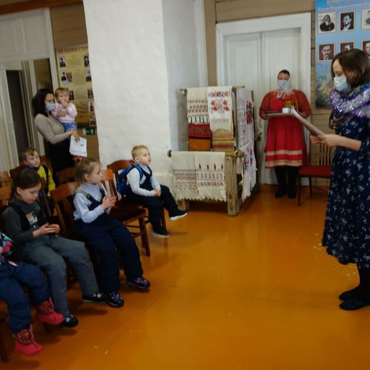 В селе Кошки-Новотимбаево прошли рождественские посиделки