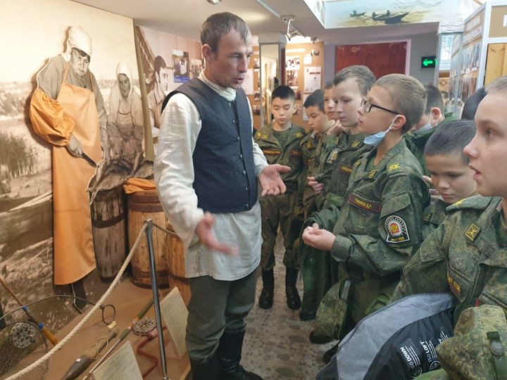 Тетюшские кадеты побывали в Музее истории рыболовства