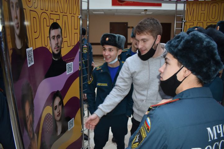 Тетюшанам представили передвижную фотовыставку «Многоликий Татарстан»