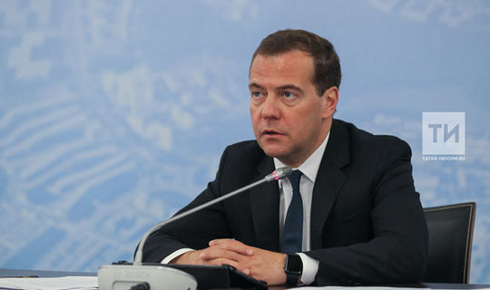 Дмитрий Медведев не исключает возможное отключение России от глобальной сети