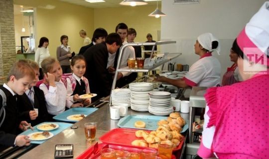 Нарушения в организации питания обнаружили в более половины татарстанских школ