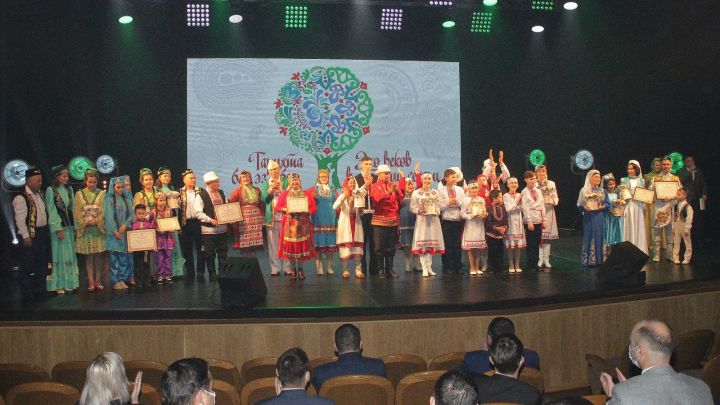 В Татарстане проходит фестиваль родословной «Эхо веков в истории семьи – Тарихта без эзлебез»