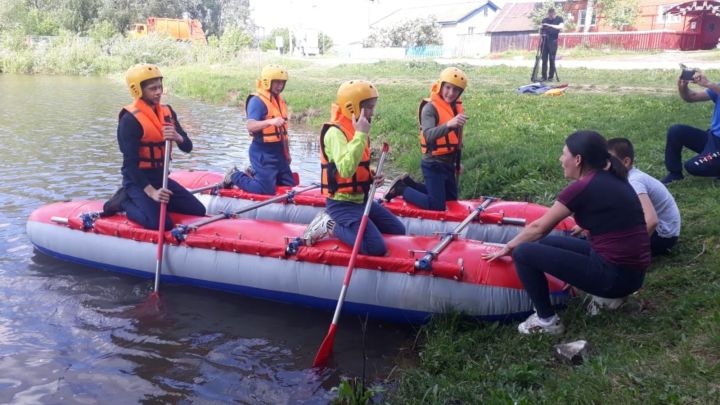 Тетюшане преодалевали водные этапы