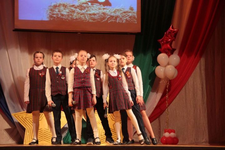 В Тетюшах прошел гала-концерт районного фестиваля военно-патриотической песни «Виктория»