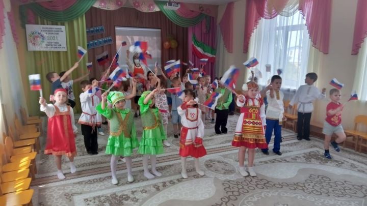 В детском саду «Березка» прошел праздник, посвященный Дню России