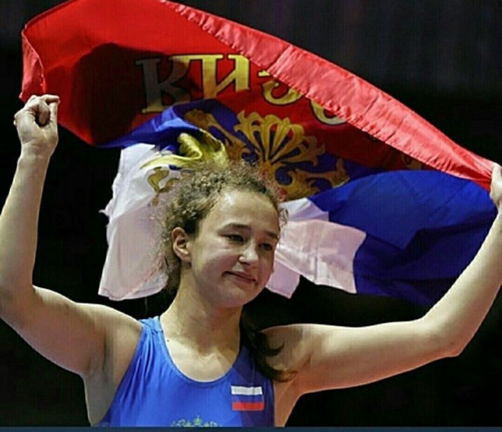Тетюшанка завоевала золото на первенстве Европы по вольной борьбе