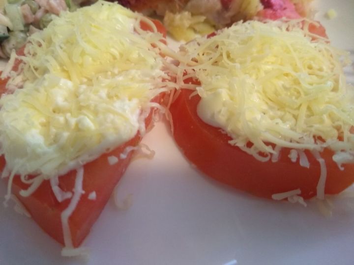 Советуем приготовить: &nbsp;Закуска с помидорами и сыром