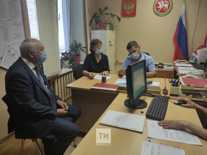 Ильдар Гильмутдинов подал документы для участия в выборах в Госдуму РФ