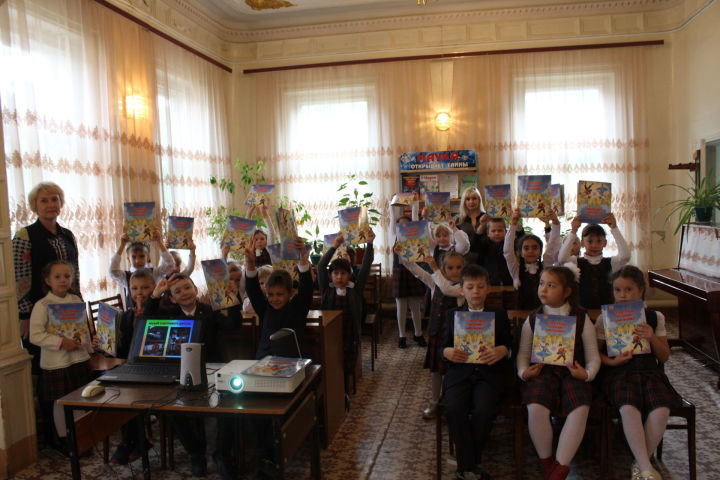 В Тетюшах сотрудники Детской библиотеки провели Единый урок культуры «Культурный Татарстан»