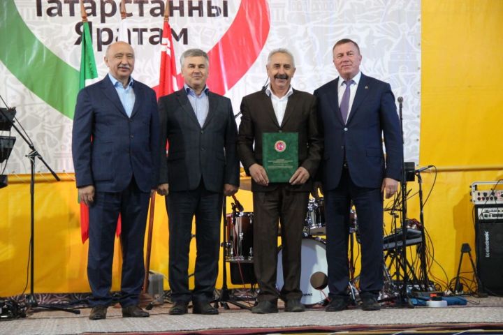 Тетюшане отмечены Почетной грамотой Ассоциации «Совет муниципальных образований Республики Татарстан»