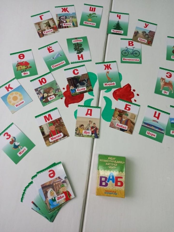 Тетюшские детсадовцы изучают татарский язык с помощью иллюстрированных карточек