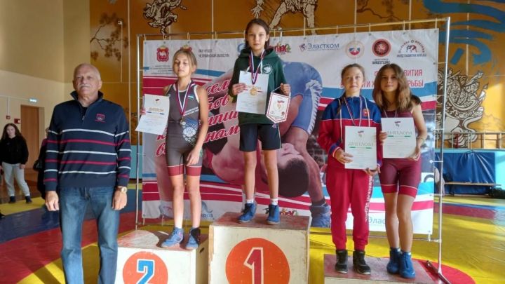 Тетюшанка завоевала золото среди девушек-вольников  до 18 лет в Челябинске