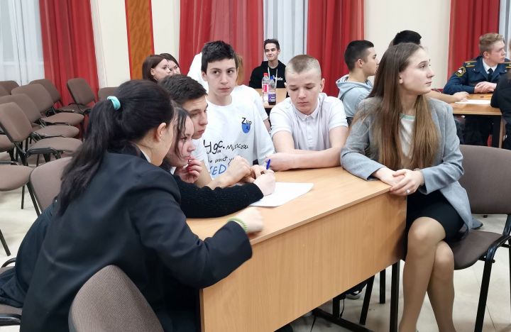 Первый этап квиз-чемпионата «Лига знаний» для молодёжи Тетюшского района завершен