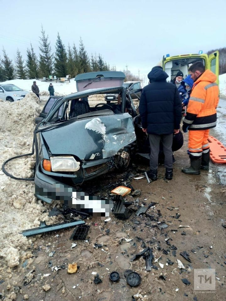 Мужчина и женщина получили травмы в ДТП в Мензелинском районе Татарстана