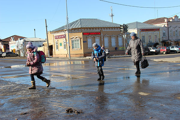 В Татарстане за 3 месяца текущего года произошло 64 ДТП, в которых погибли три ребенка