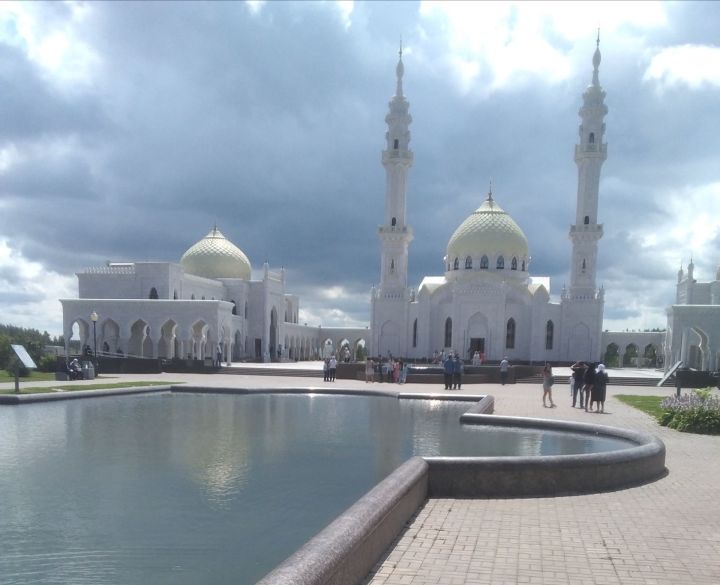 В Казани и в Болгарах показывают уникальное световое шоу к 1100-летию принятия Ислама Волжской Булгарией