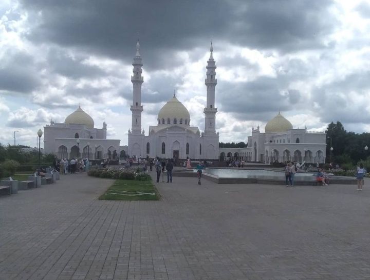 Татарстанцы масштабно отмечают 1100-летие принятия ислама Волжской Булгарией