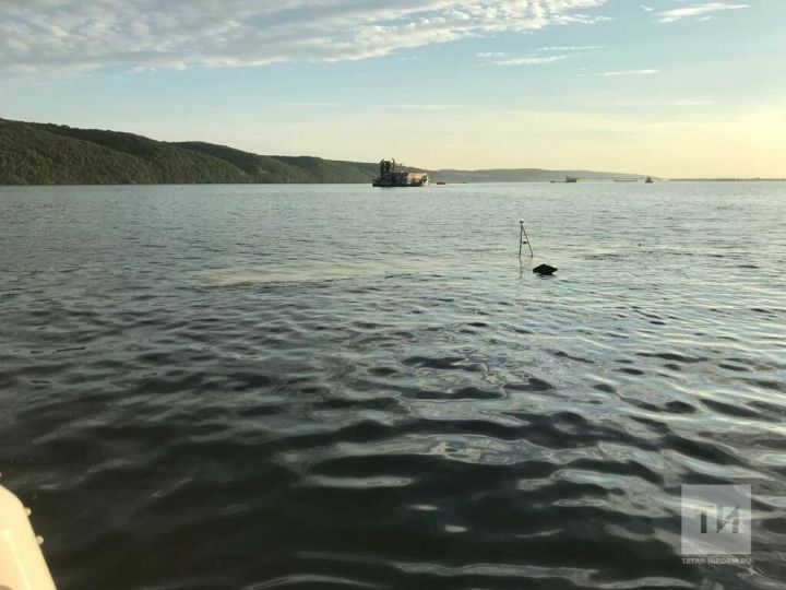 ЧП на воде: в  Татарстане накануне на Волге затонул пассажирский теплоход