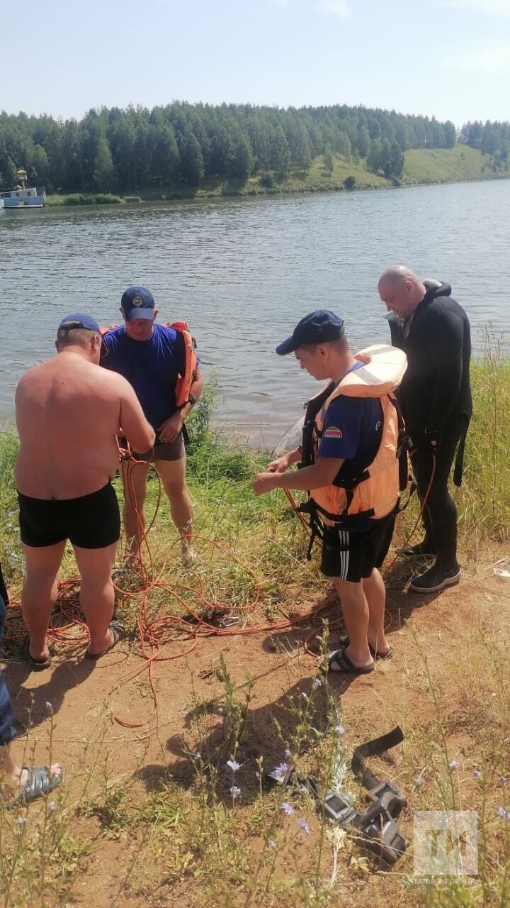 В Татарстане в озере нашли тело мужчины, которого искали сутки