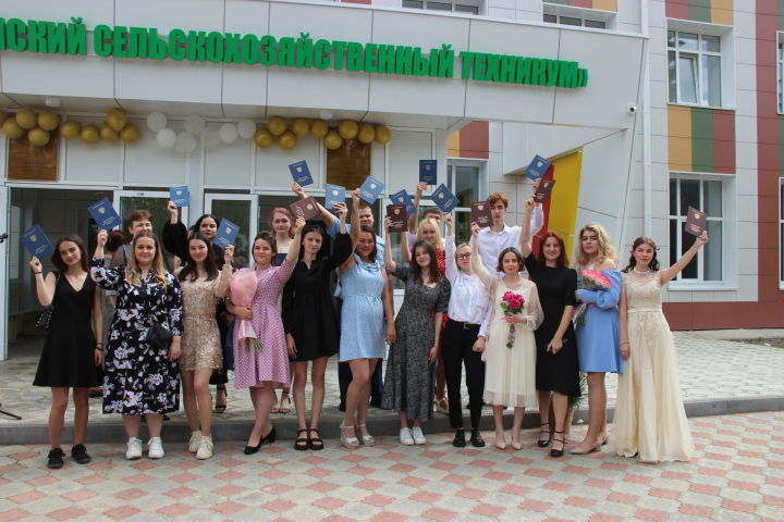 Тетюшский сельскохозяйственный техникум в этом году окончили 108 студентов