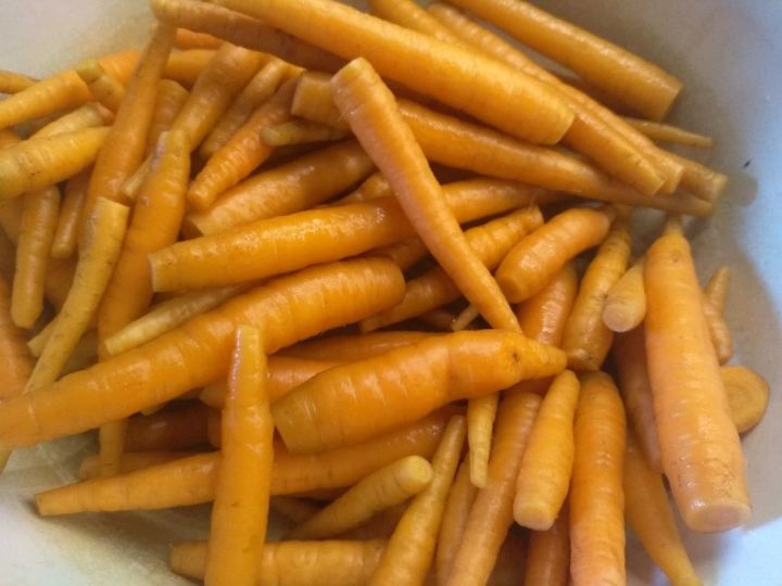 В Татарстане за неделю упали цены на  морковь и огурцы