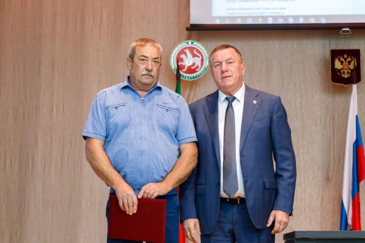Почетной грамотой Тетюшского муниципального района награжден тетюшанин