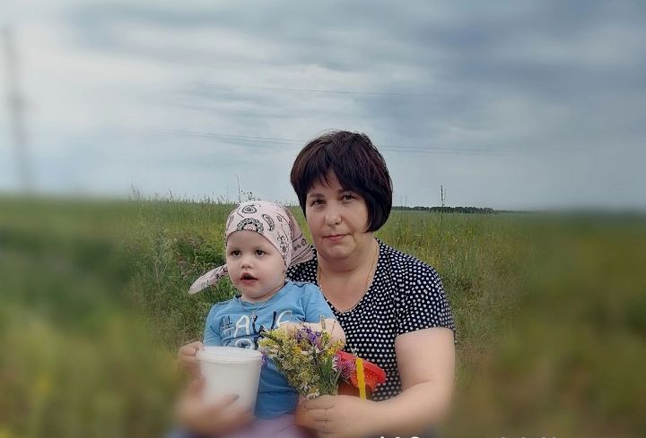 Людмила с любимой внучкой