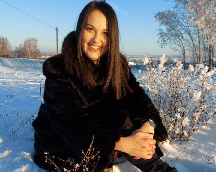 Алинә Йосыповадан сыр, пекин кәбестәсе һәм сухариклар белән салат