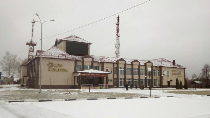 В Тетюшах в РДК состоится праздничный концерт «Славься Отечество!»