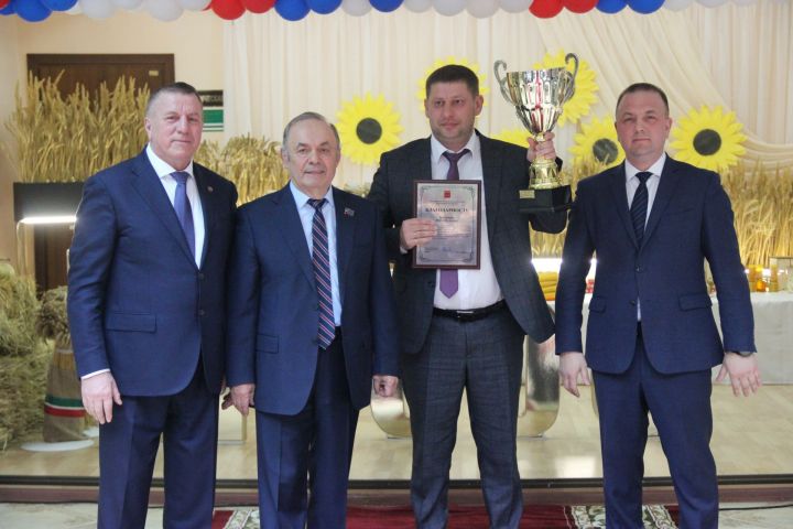В Тетюшах чествовали работников сельского хозяйства