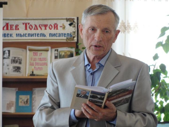 Учителем с большой буквы остался в памяти сотен учеников и их родителей Юрий Старшинин