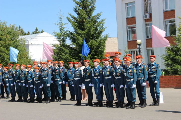 Выпускники Тетюшского колледжа получили дипломы