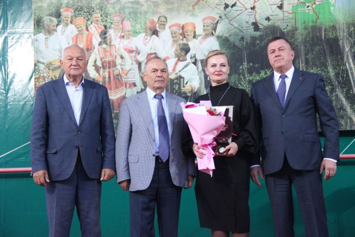 Благодарственным письмом председателя Госсовета РТ награждена тетюшанка
