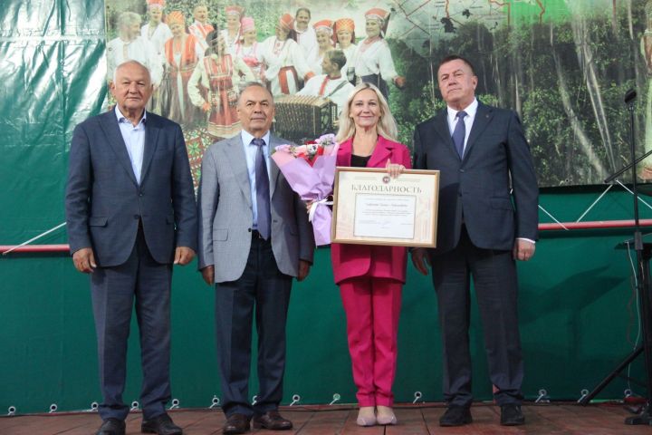 Благодарностью Кабинета Министров РТ награждены тетюшане